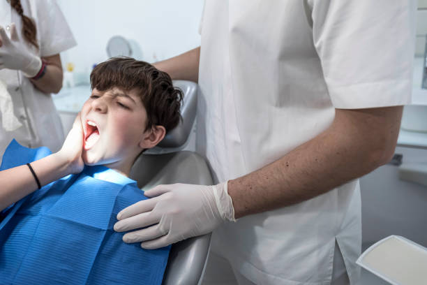 Best Orthodontic Emergency Dentist in Santa Anna, TX